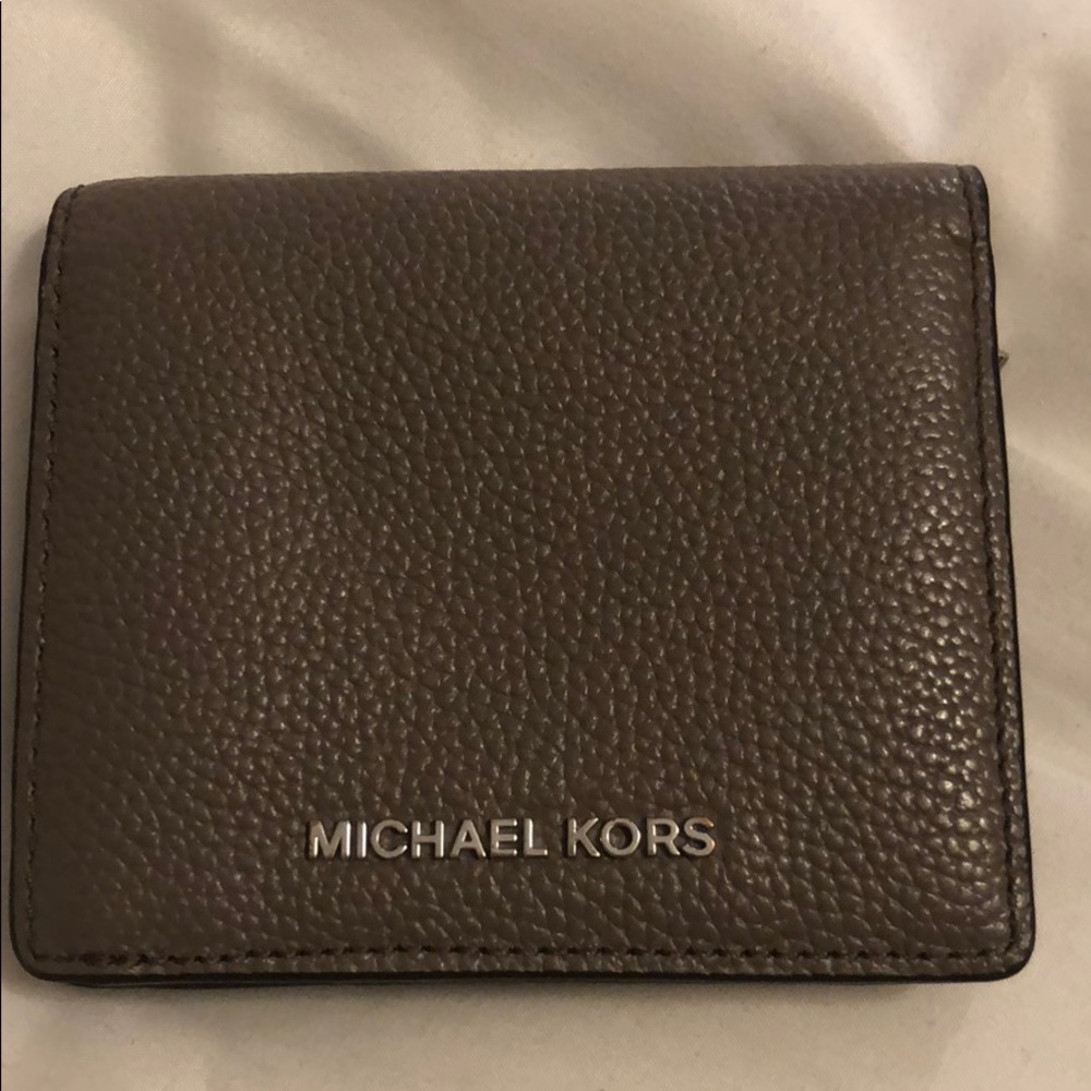 Michael Kors Wallet LIKE NEW